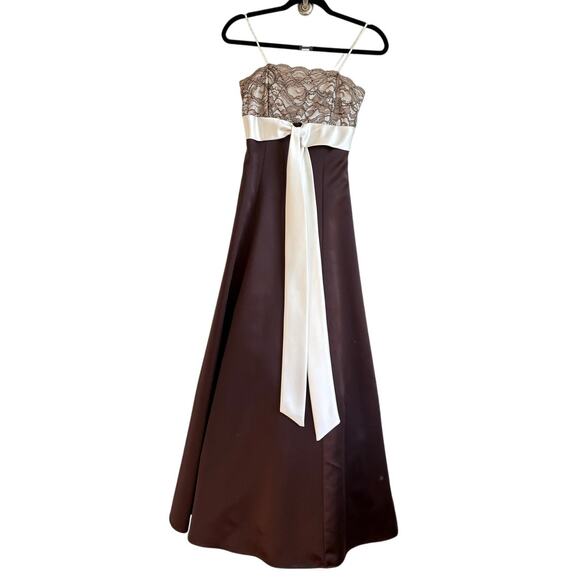 VTG Brown Satin Evening Gown – Ivory Lace Bodice, Spaghetti Straps, Made in USA - Picture 8 of 8